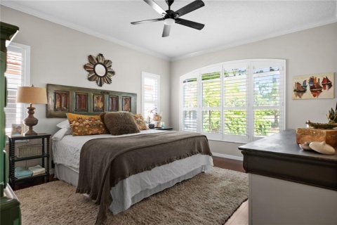 House in Tarpon Springs, Florida 2 bedrooms, 171.03 sq.m. № 1899611 - photo 16