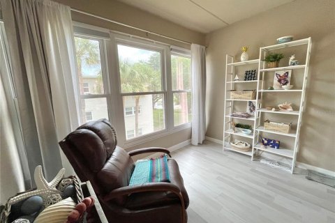 Condominio en venta en Dunedin, Florida, 2 dormitorios, 93.83 m2 № 2093476 - foto 11