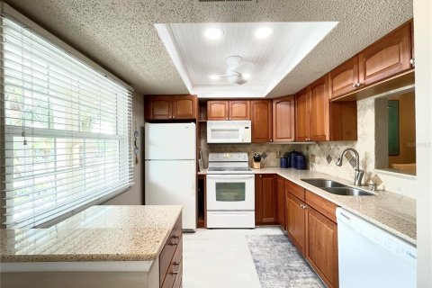 Condominio en venta en Dunedin, Florida, 2 dormitorios, 93.83 m2 № 2093476 - foto 4