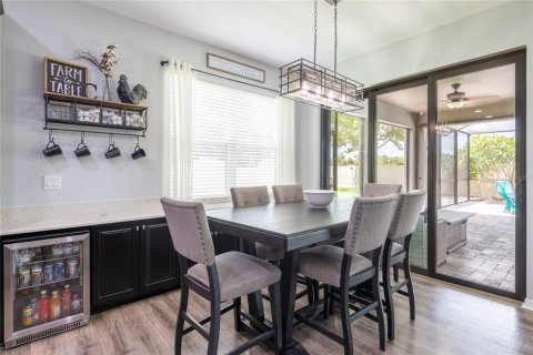 House in Riverview, Florida 5 bedrooms, 328.6 sq.m. № 1837813 - photo 27