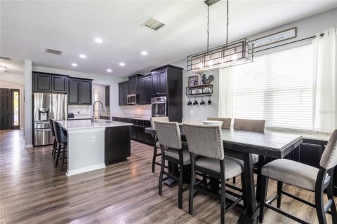 House in Riverview, Florida 5 bedrooms, 328.6 sq.m. № 1837813 - photo 28