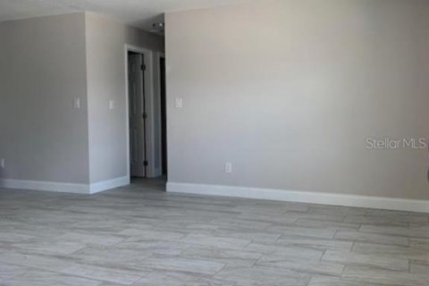 Appartement à louer à Orlando, Floride: 2 chambres, 75.25 m2 № 2406563 - photo 2