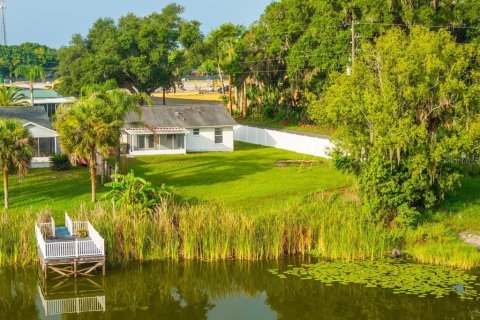 Casa en venta en Umatilla, Florida, 2 dormitorios, 82.13 m2 № 2197733 - foto 4