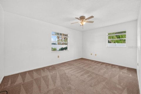 Casa en venta en Umatilla, Florida, 2 dormitorios, 82.13 m2 № 2197733 - foto 24