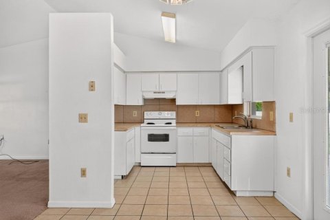 Casa en venta en Umatilla, Florida, 2 dormitorios, 82.13 m2 № 2197733 - foto 23