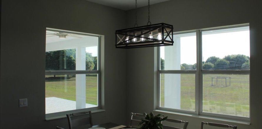 Casa en Fort Pierce, Florida 4 dormitorios, 379.23 m2 № 1151849