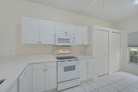 Condominio en venta en Bradenton, Florida, 2 dormitorios, 110.83 m2 № 1419774 - foto 5