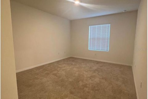 Townhouse in Davenport, Florida 3 bedrooms, 156.08 sq.m. № 2399530 - photo 10