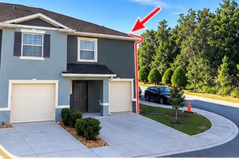 Townhouse in Davenport, Florida 3 bedrooms, 156.08 sq.m. № 2399530 - photo 2