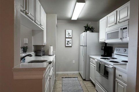 Condominio en alquiler en Sarasota, Florida, 2 dormitorios, 115.29 m2 № 1914865 - foto 13