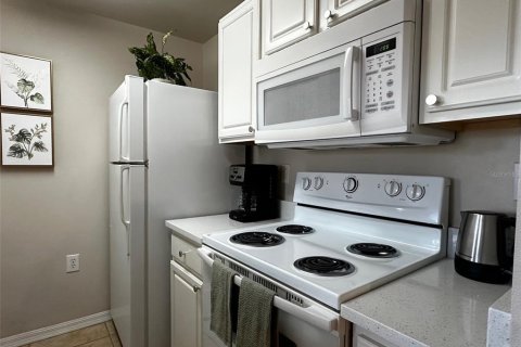Condominio en alquiler en Sarasota, Florida, 2 dormitorios, 115.29 m2 № 1914865 - foto 15