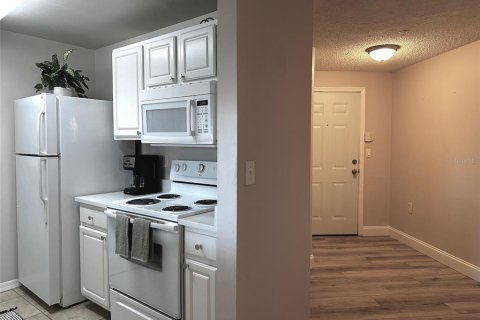 Condominio en alquiler en Sarasota, Florida, 2 dormitorios, 115.29 m2 № 1914865 - foto 14
