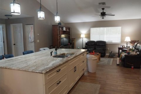 Casa en venta en Tavares, Florida, 3 dormitorios, 212.93 m2 № 2239869 - foto 6