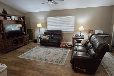 Casa en venta en Tavares, Florida, 3 dormitorios, 212.93 m2 № 2239869 - foto 28