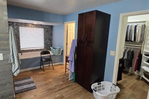 Casa en venta en Tavares, Florida, 3 dormitorios, 212.93 m2 № 2239869 - foto 24