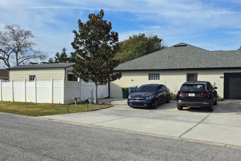 Casa en venta en Tavares, Florida, 3 dormitorios, 212.93 m2 № 2239869 - foto 4