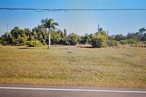 Land in Bokeelia, Florida № 2161764