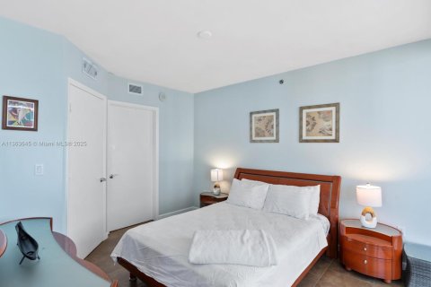 Copropriété à louer à Hallandale Beach, Floride: 2 chambres, 135.45 m2 № 1468354 - photo 21