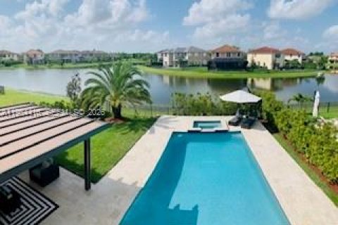 Casa en Parkland, Florida 4 dormitorios, 277.03 m2 № 2026430