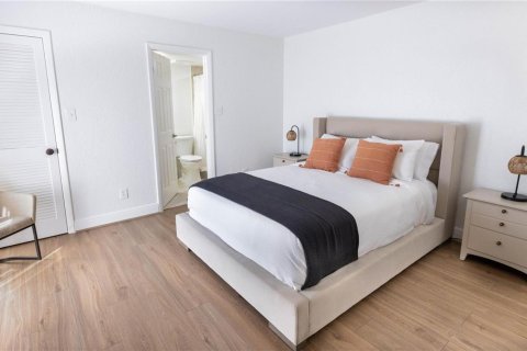 Condominio en venta en North Lauderdale, Florida, 2 dormitorios, 142.14 m2 № 2250368 - foto 16
