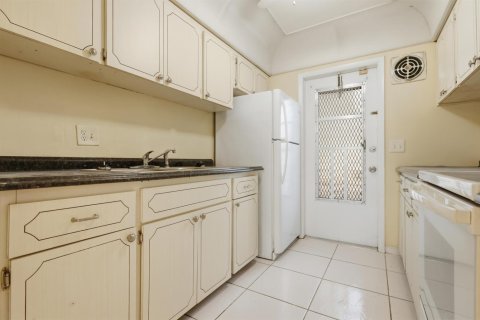 Condo in Plantation, Florida, 2 bedrooms  № 2381816 - photo 8
