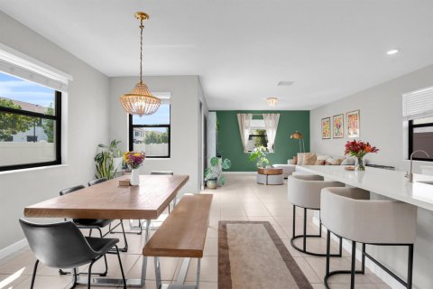 Villa ou maison à vendre à Hialeah, Floride: 3 chambres, 171.68 m2 № 2439194 - photo 8