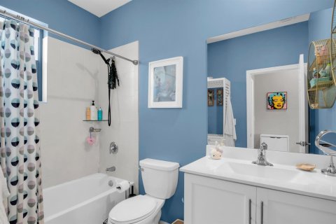 Villa ou maison à vendre à Hialeah, Floride: 3 chambres, 171.68 m2 № 2439194 - photo 22