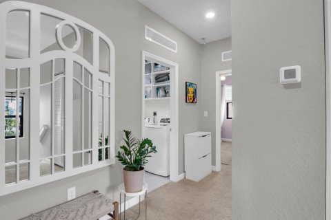 Villa ou maison à vendre à Hialeah, Floride: 3 chambres, 171.68 m2 № 2439194 - photo 19