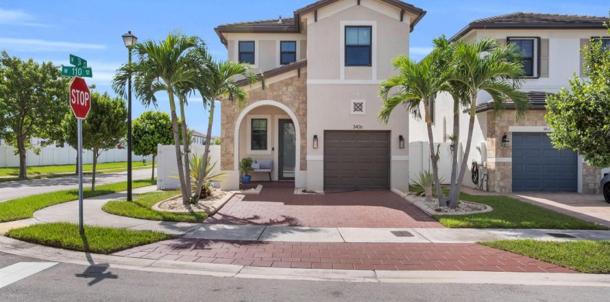 Villa ou maison à Hialeah, Floride 3 chambres, 171.68 m2 № 2439194