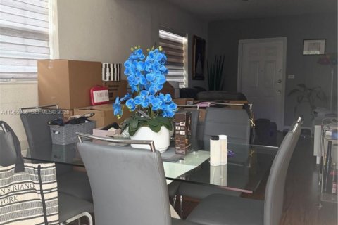 Купить виллу или дом в Норт-Майами, Флорида 2 спальни, 85.93м2, № 2027202 - фото 11