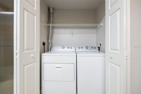 Condo in Gainesville, Florida, 2 bedrooms  № 1894589 - photo 15