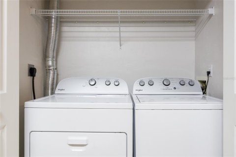 Condo in Gainesville, Florida, 2 bedrooms  № 1894589 - photo 16