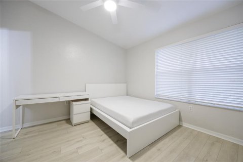 Condo in Gainesville, Florida, 2 bedrooms  № 1894589 - photo 27