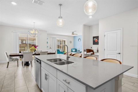 Villa ou maison à vendre à Davenport, Floride: 6 chambres, 305.74 m2 № 1583159 - photo 8