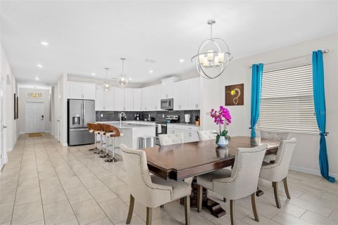 Villa ou maison à vendre à Davenport, Floride: 6 chambres, 305.74 m2 № 1583159 - photo 12
