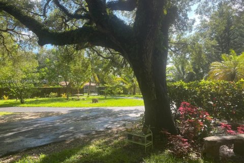 Купить виллу или дом в Майами, Флорида 5 спален, 203.83м2, № 2028579 - фото 21