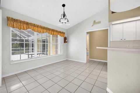 House in Punta Gorda, Florida 3 bedrooms, 197.51 sq.m. № 2389349 - photo 12