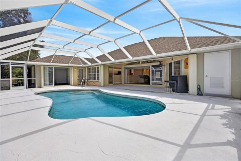 House in Punta Gorda, Florida 3 bedrooms, 197.51 sq.m. № 2389349 - photo 21
