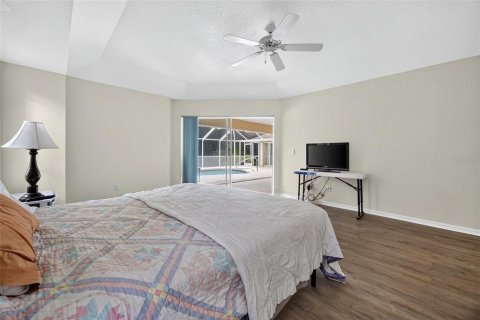 House in Punta Gorda, Florida 3 bedrooms, 197.51 sq.m. № 2389349 - photo 13
