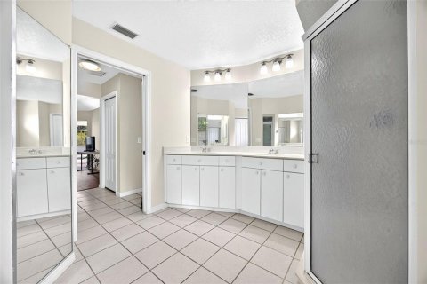 House in Punta Gorda, Florida 3 bedrooms, 197.51 sq.m. № 2389349 - photo 14