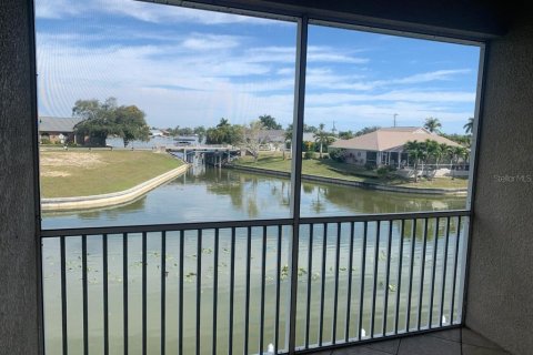 Apartamento en alquiler en Cape Coral, Florida, 3 dormitorios, 118.45 m2 № 1905071 - foto 29