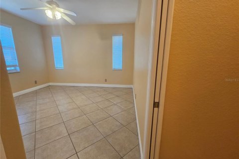 Apartamento en alquiler en Cape Coral, Florida, 3 dormitorios, 118.45 m2 № 1905071 - foto 10