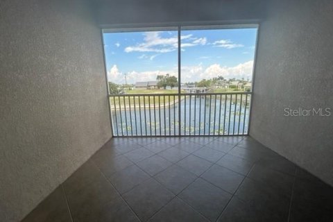 Apartamento en alquiler en Cape Coral, Florida, 3 dormitorios, 118.45 m2 № 1905071 - foto 30