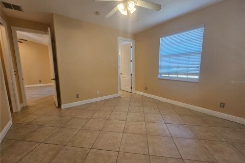 Apartamento en alquiler en Cape Coral, Florida, 3 dormitorios, 118.45 m2 № 1905071 - foto 13