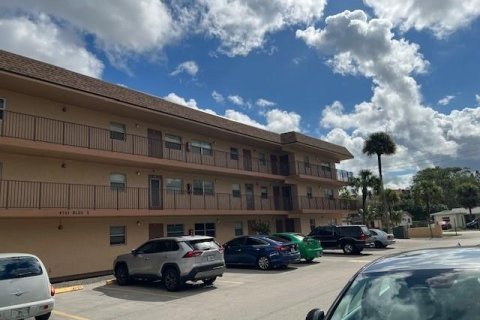 Condo à Lauderhill, Floride, 2 chambres  № 2334695