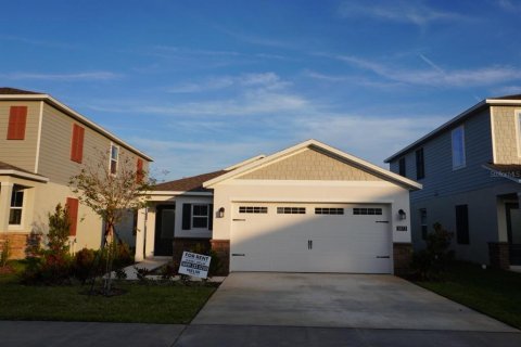 Villa ou maison à Lake Alfred, Floride 3 chambres, 174.47 m2 № 2389374