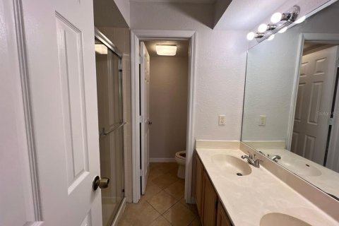 Condo in Orlando, Florida, 3 bedrooms  № 2258972 - photo 11