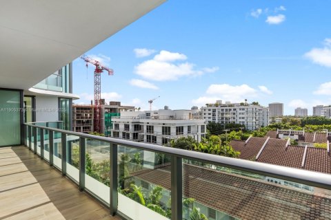 Condominio en venta en Bay Harbor Islands, Florida, 2 dormitorios, 114.18 m2 № 1964211 - foto 27