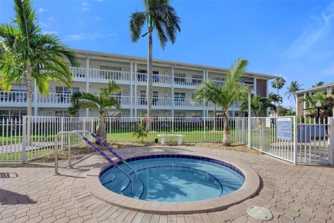 Copropriété à vendre à Fort Lauderdale, Floride: 2 chambres, 81.29 m2 № 2170046 - photo 20