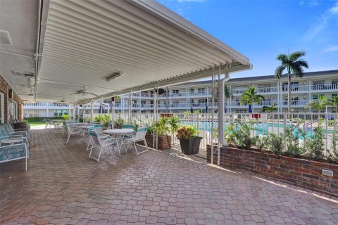 Copropriété à vendre à Fort Lauderdale, Floride: 2 chambres, 81.29 m2 № 2170046 - photo 23